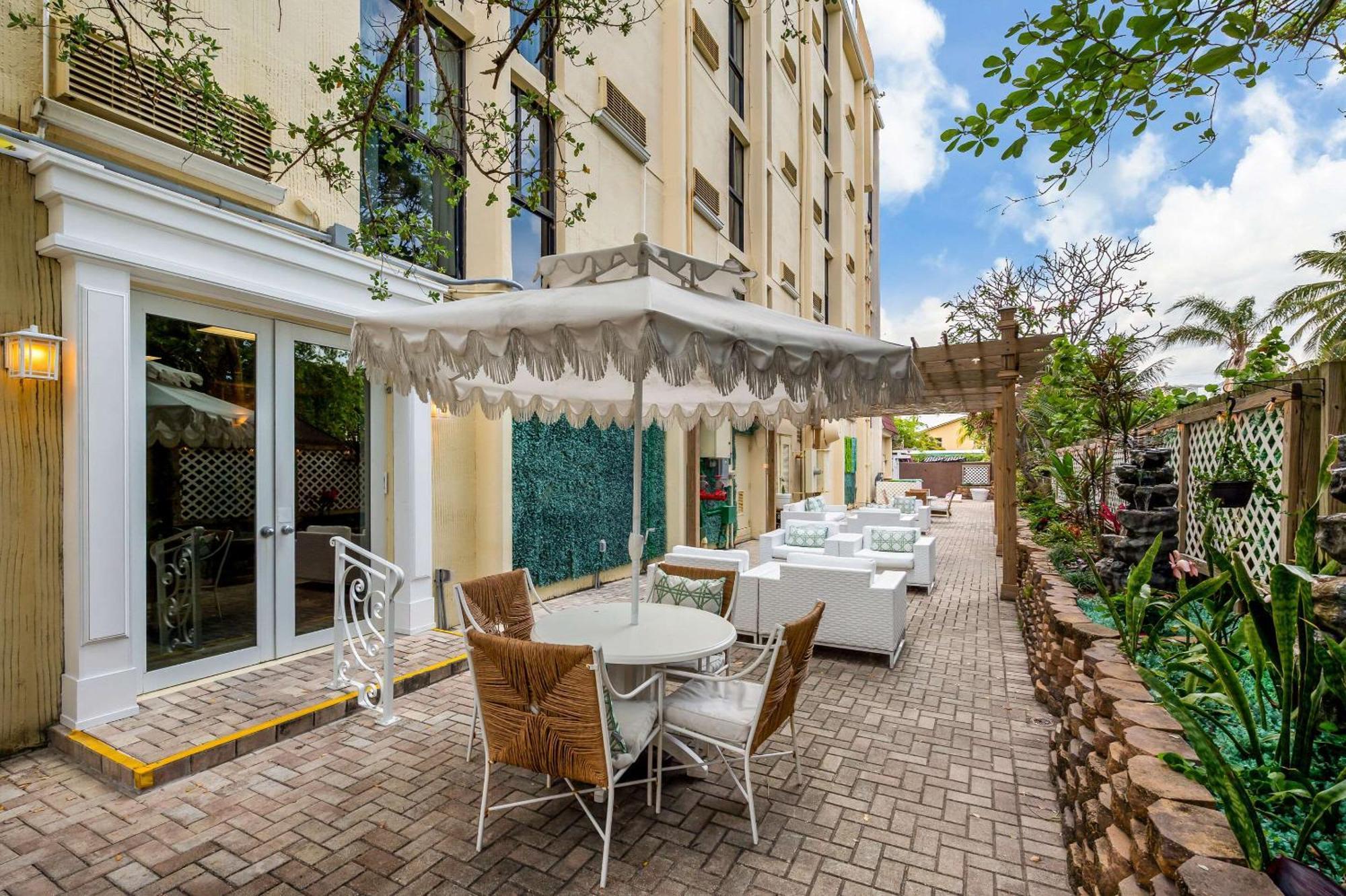 Comfort Inn Oceanside Deerfield Beach Esterno foto